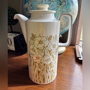 Vintage hornsea fleur tea pot